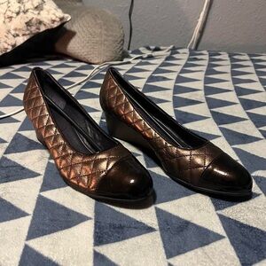 Vaneli Elegant Quilted Black and Brown Women's Shoes